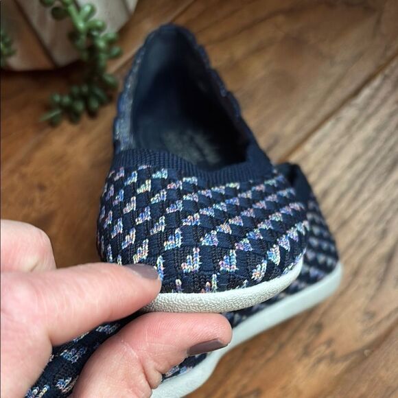 Sketchers Navy and White Patterned Women's Flats - Picture 10 of 13